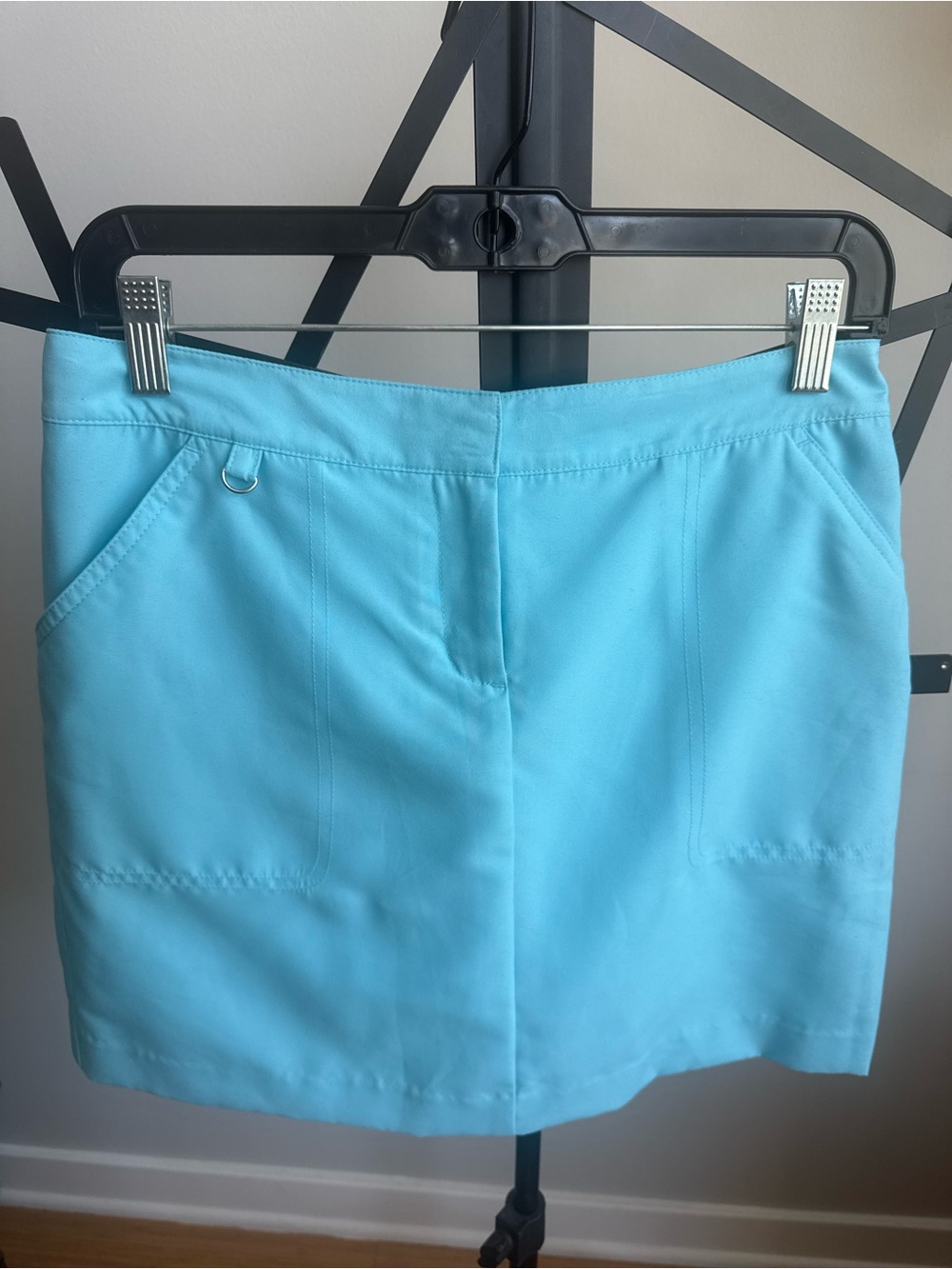 Izod NWT size 2 Skort XFG Pro Series Light Blue Women's Golf Skirt